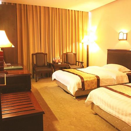 Nantian Grand Hotel Liuzhou Bagian luar foto