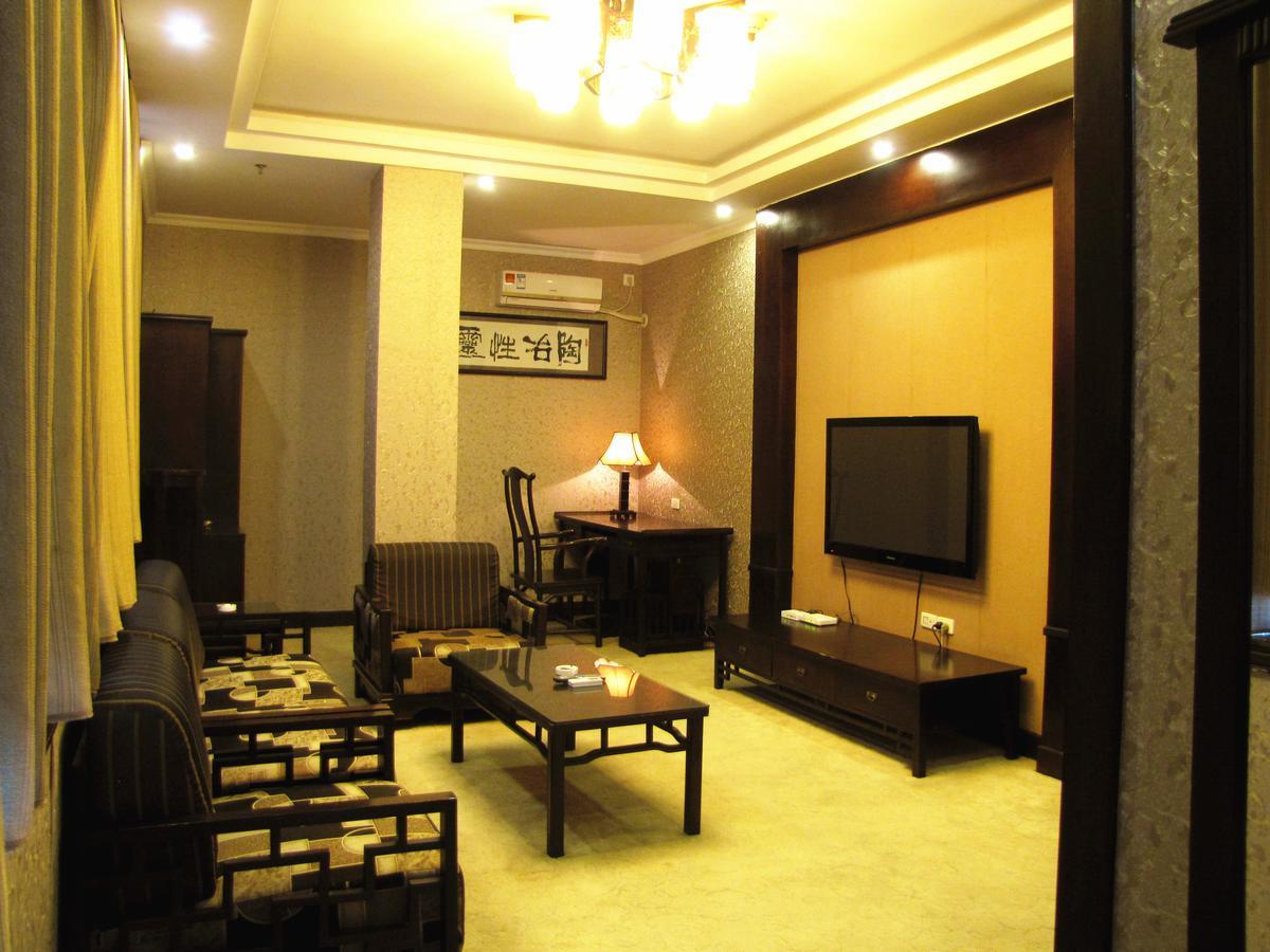 Nantian Grand Hotel Liuzhou Bagian luar foto