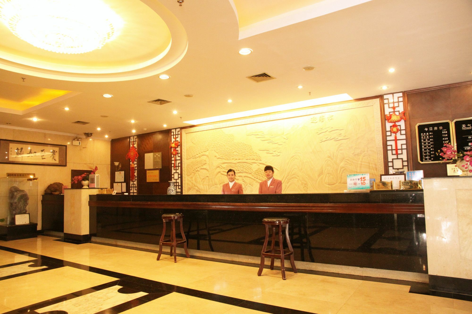 Nantian Grand Hotel Liuzhou Bagian luar foto